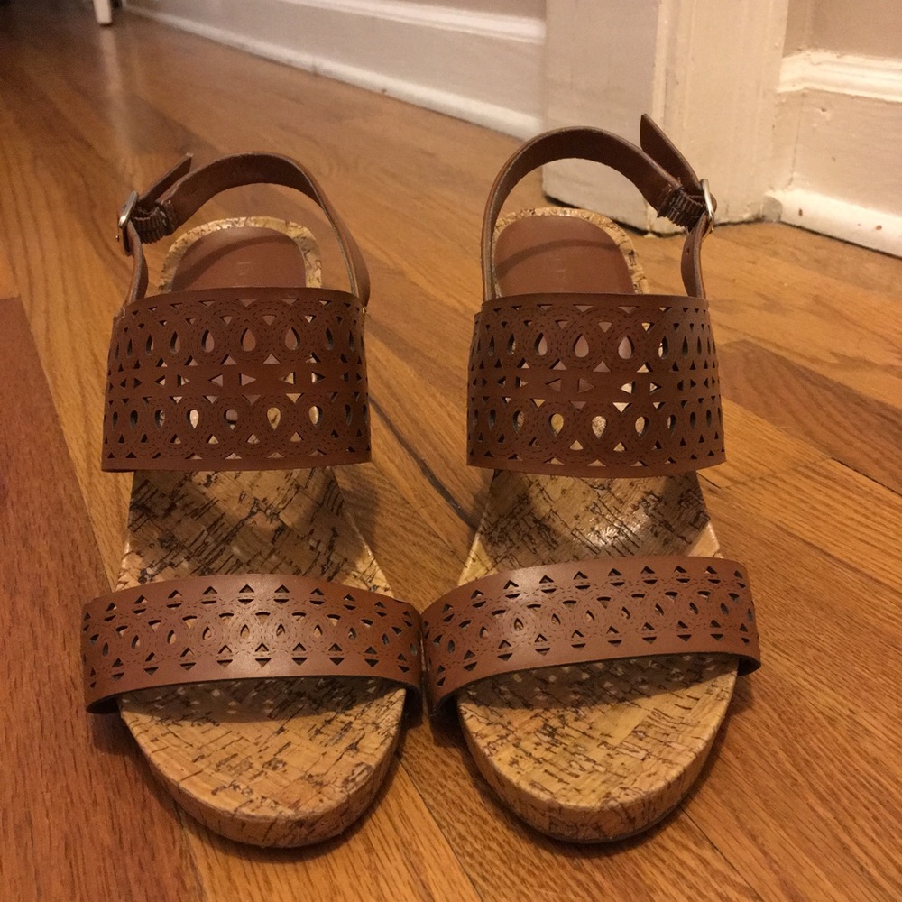 BCBGeneration cork and tan leather wedges